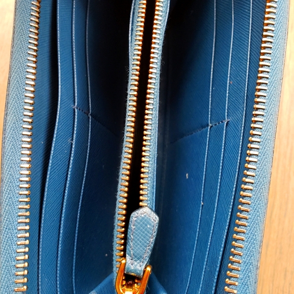 Prada Blue Saffiano Zip Wallet - Picture 4 of 14